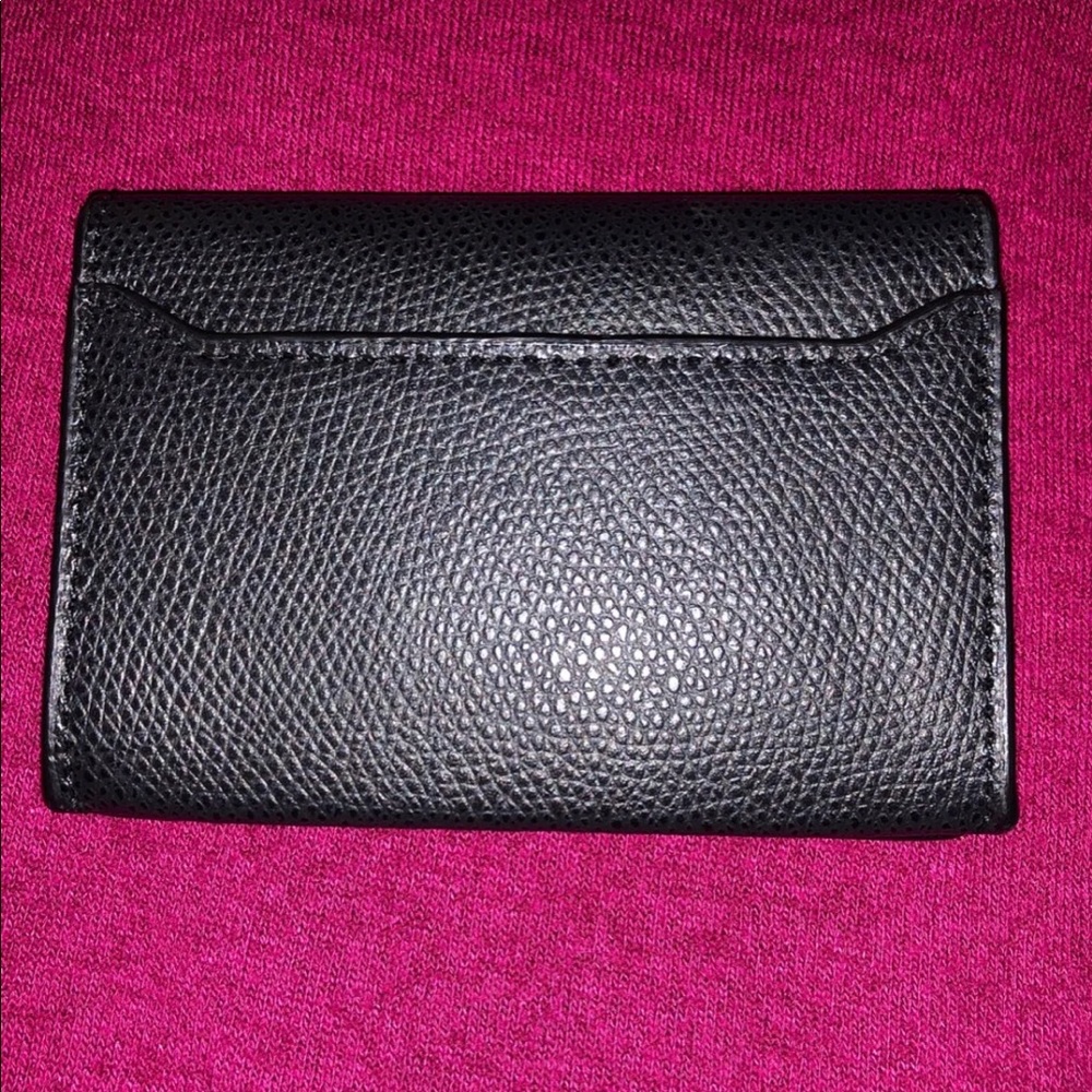 Michael Kors Black Leather wallet - Picture 5 of 6